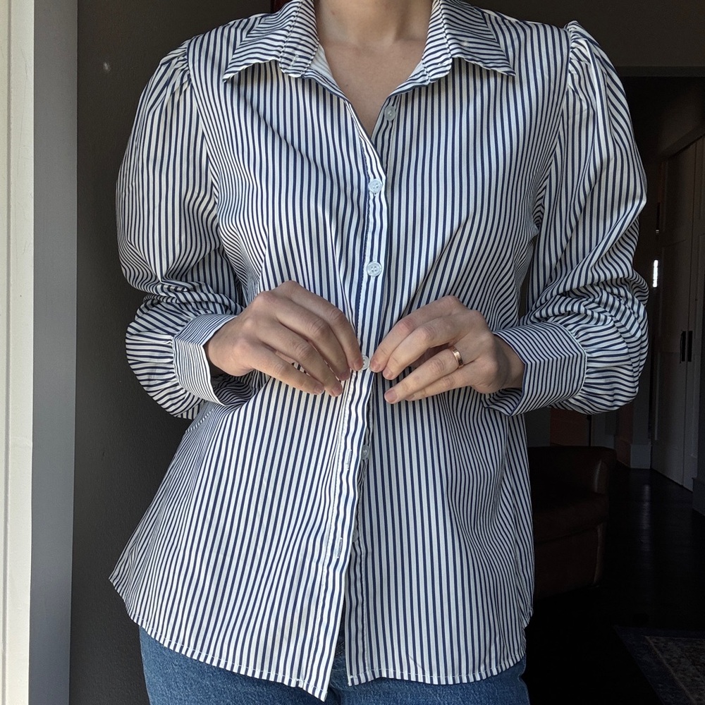 Zeagoo Black and White Striped Button-Down Shirt with Puff Sleeves